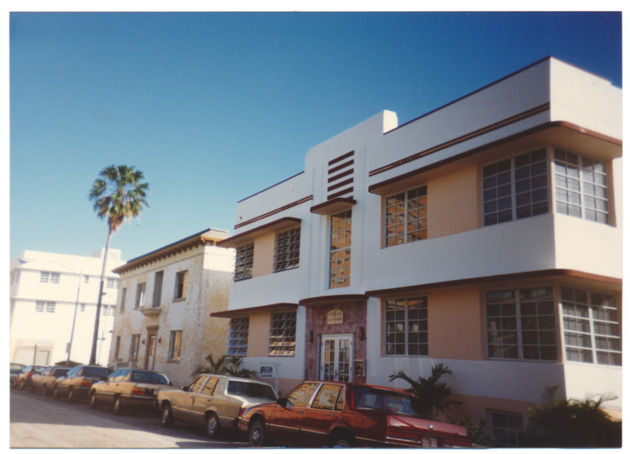 Residential Building Eighth Street - 