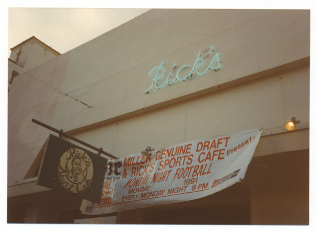 Rick's on Lincoln Road - 