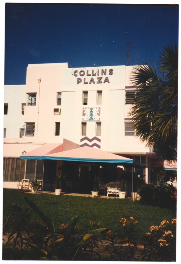 Collins Plaza Apartments - 