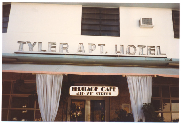 Tyler Apt. Hotel and Heritage Café - 
