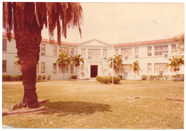 View of Miami Beach High School - 