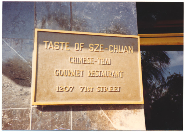 Plaque for the Taste of Sze-Chuan Chinese-Thai Gourmet Restaurant - 