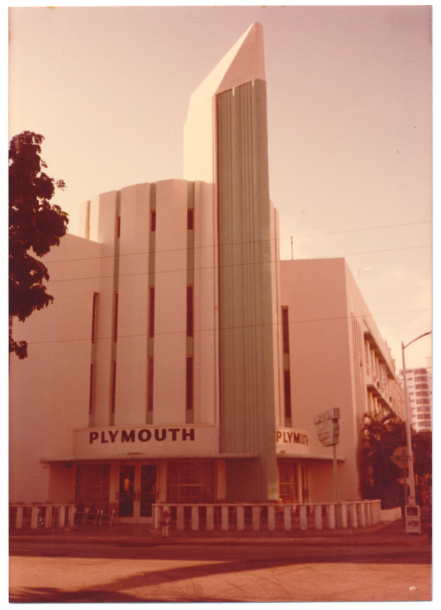 Plymouth Hotel - 