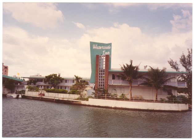 Waterside Inn at 2630 Collins Avenue - 