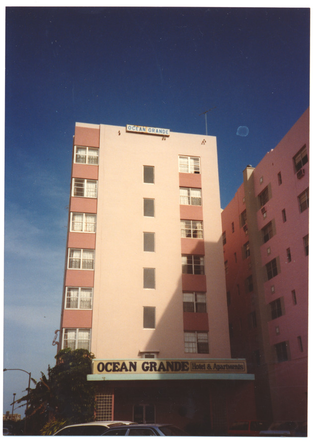 Ocean Grande Hotel and Apartments at 3651 Collins Avenue - 