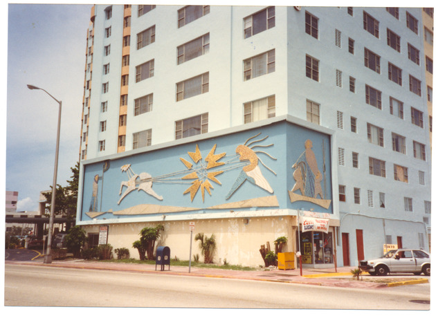 Versailles Hotel Façade - 