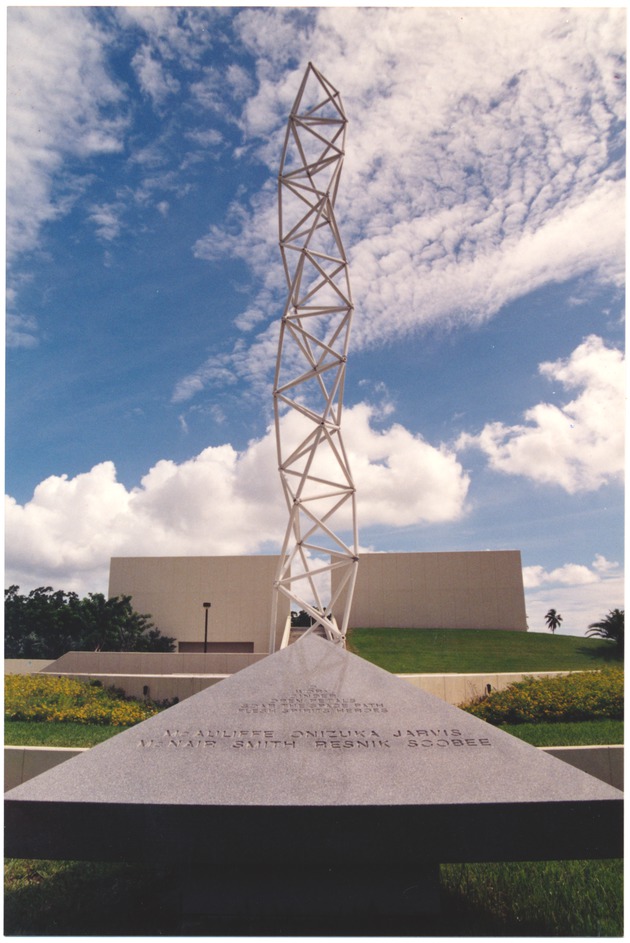 The Challenger Memorial Sculpture - Recto Photograph