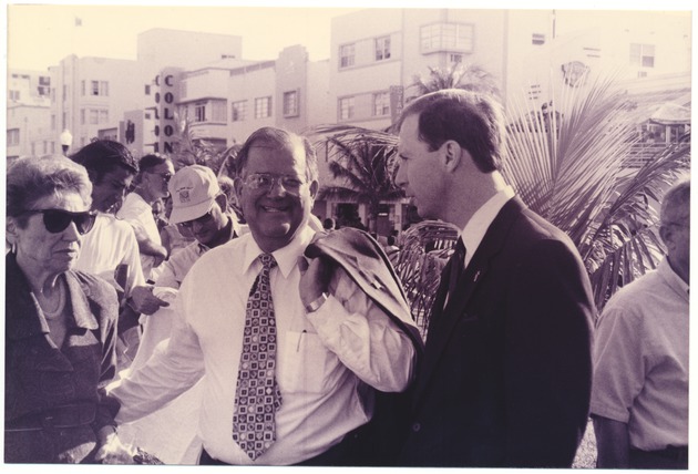 Attendees of the Asher Sculpture Show on Ocean Drive - 