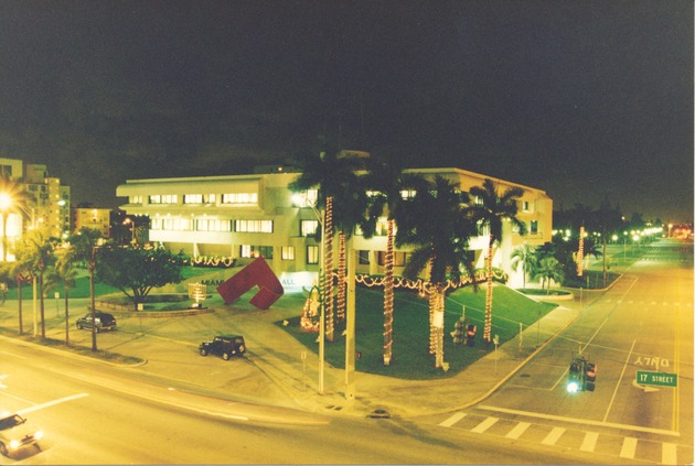 Miami Beach City Hall - Image 1