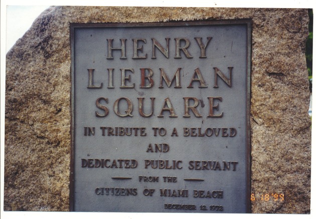 Henry Liebman Square - Recto Photograph