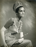 Kyriaki "Corinna" Tsopei, Miss Universe 1964