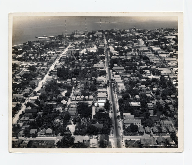 The corner of Whitehead and Truman looking northwest