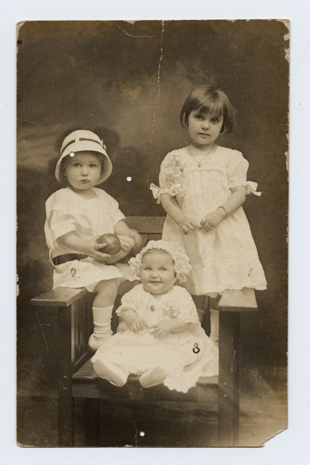 Girls and boy unidentified - front