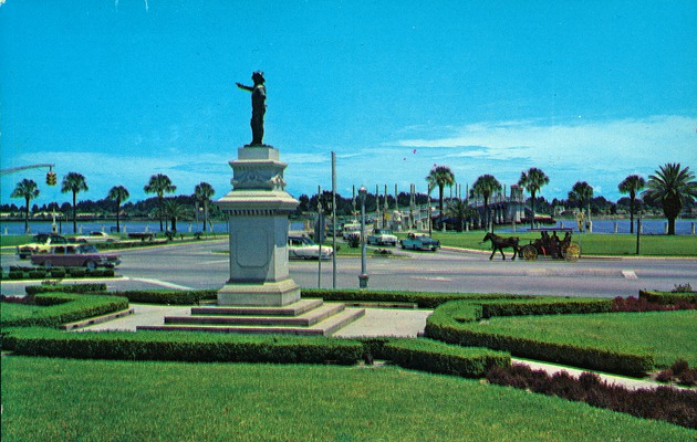 Postcard of Ponce de Leon Monument and Bridge of Lions, looking East - 