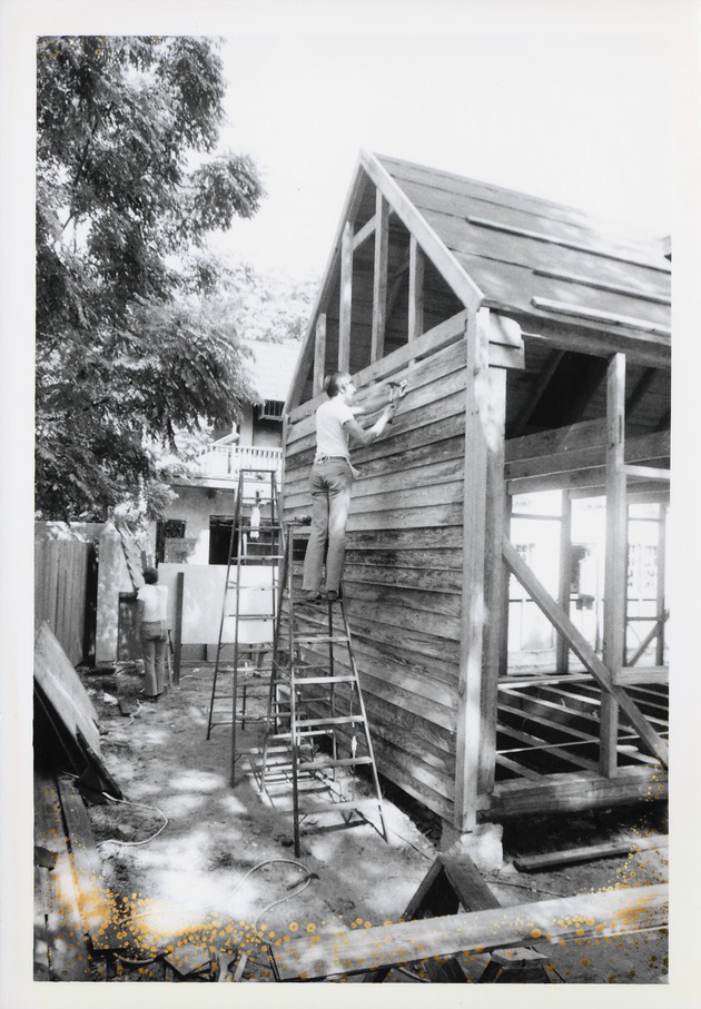 Cladding the Southern gable side of the Peso de Burgo House, looking West, 1973