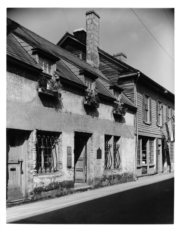 The Parades Dodge House from St. George Street, looking Northwest, 1960 - Black and White Copy