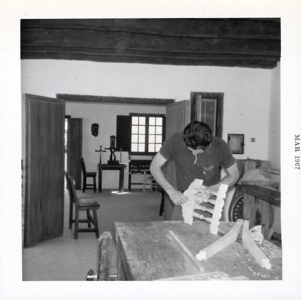 Kjell Lunestad working on a chair in the "carpinteria" in the Sanchez de Ortigosa House interior, 1967 - 