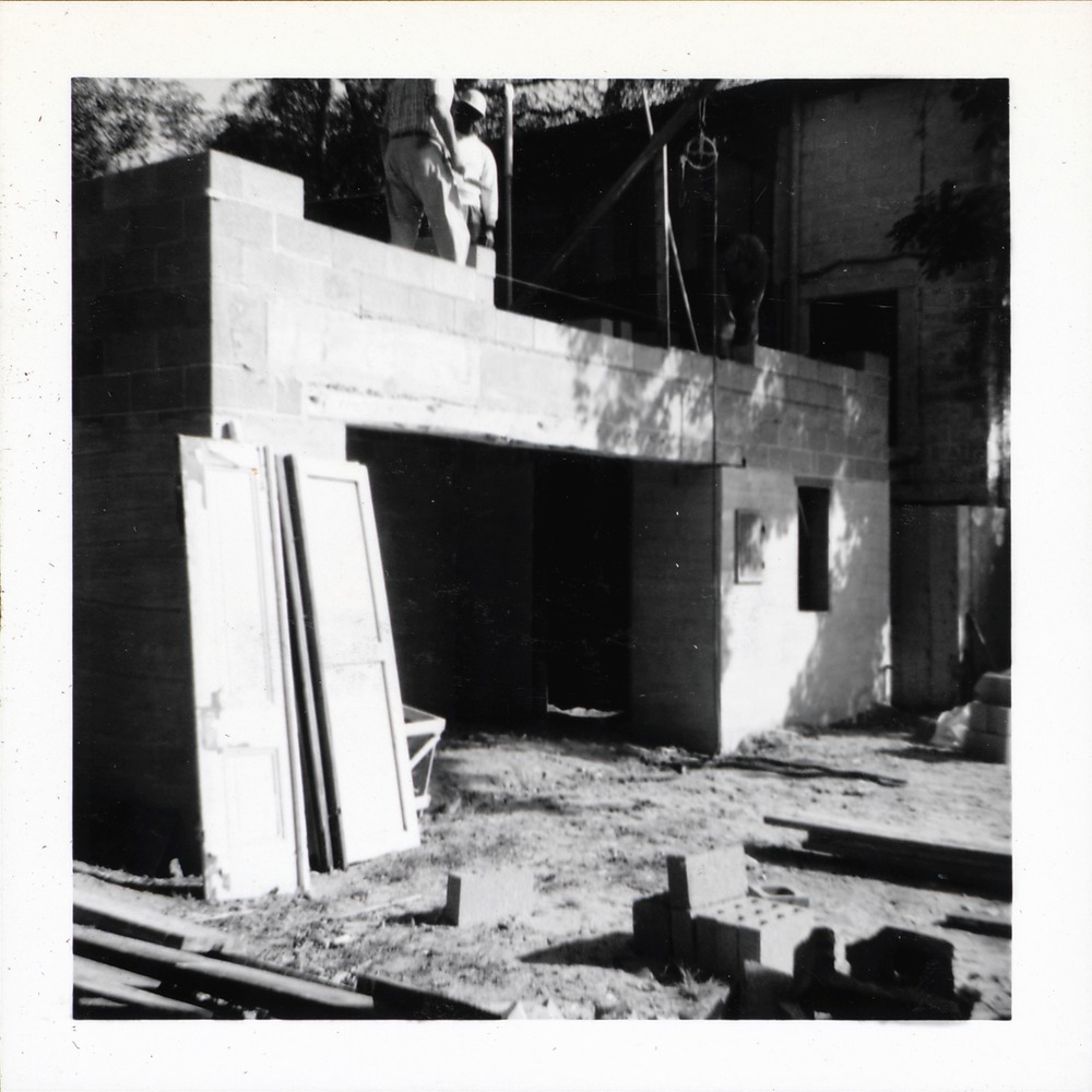 Construction of the Sanchez de Ortigosa outbuilding (eventually a potter's shop), 1967 - 